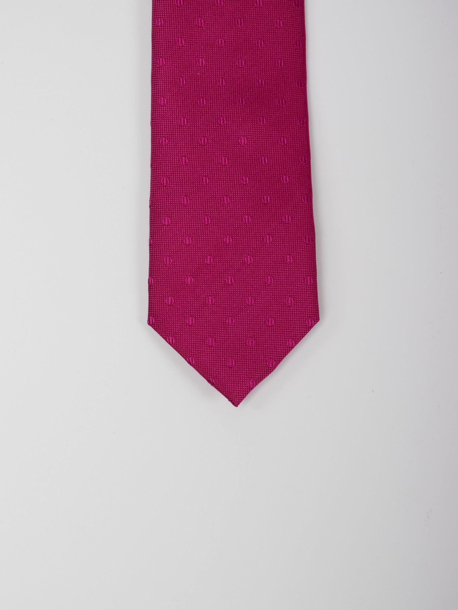 Structured silk tie