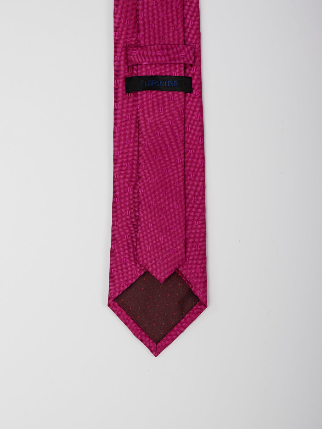 Structured silk tie