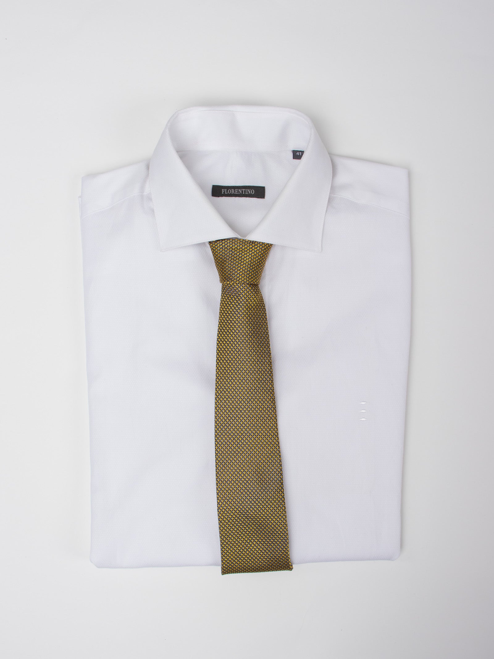 Structured silk tie