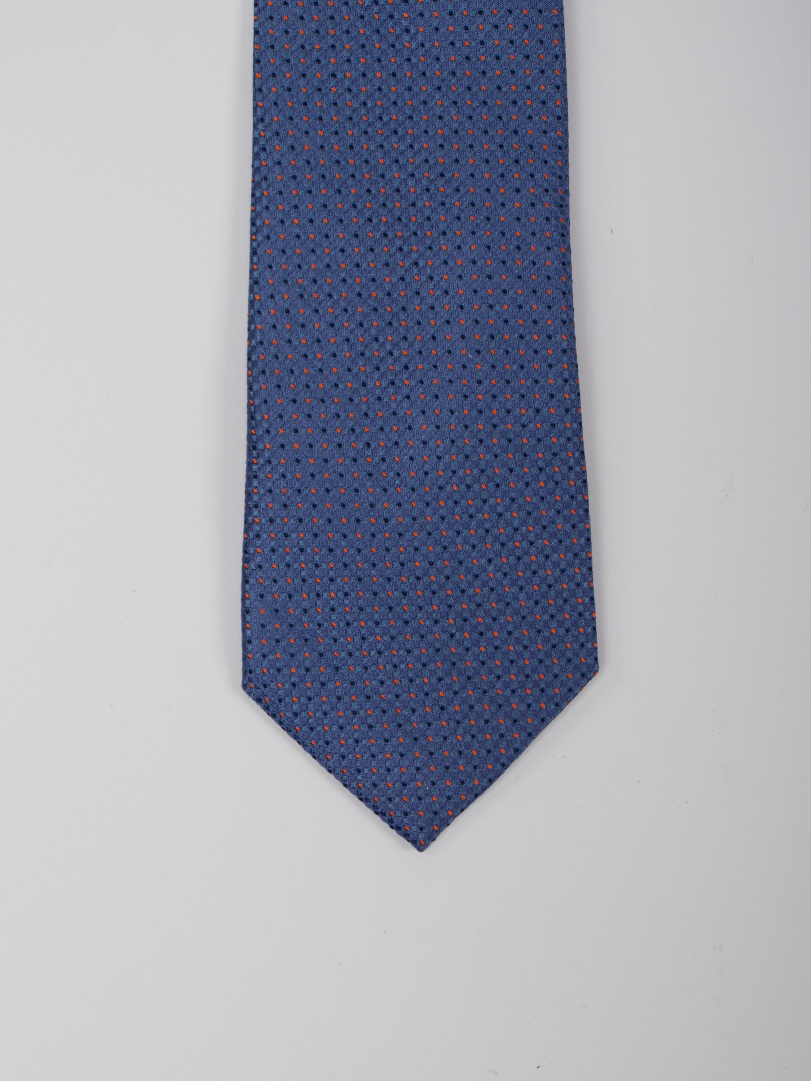 Silk tie with microprint