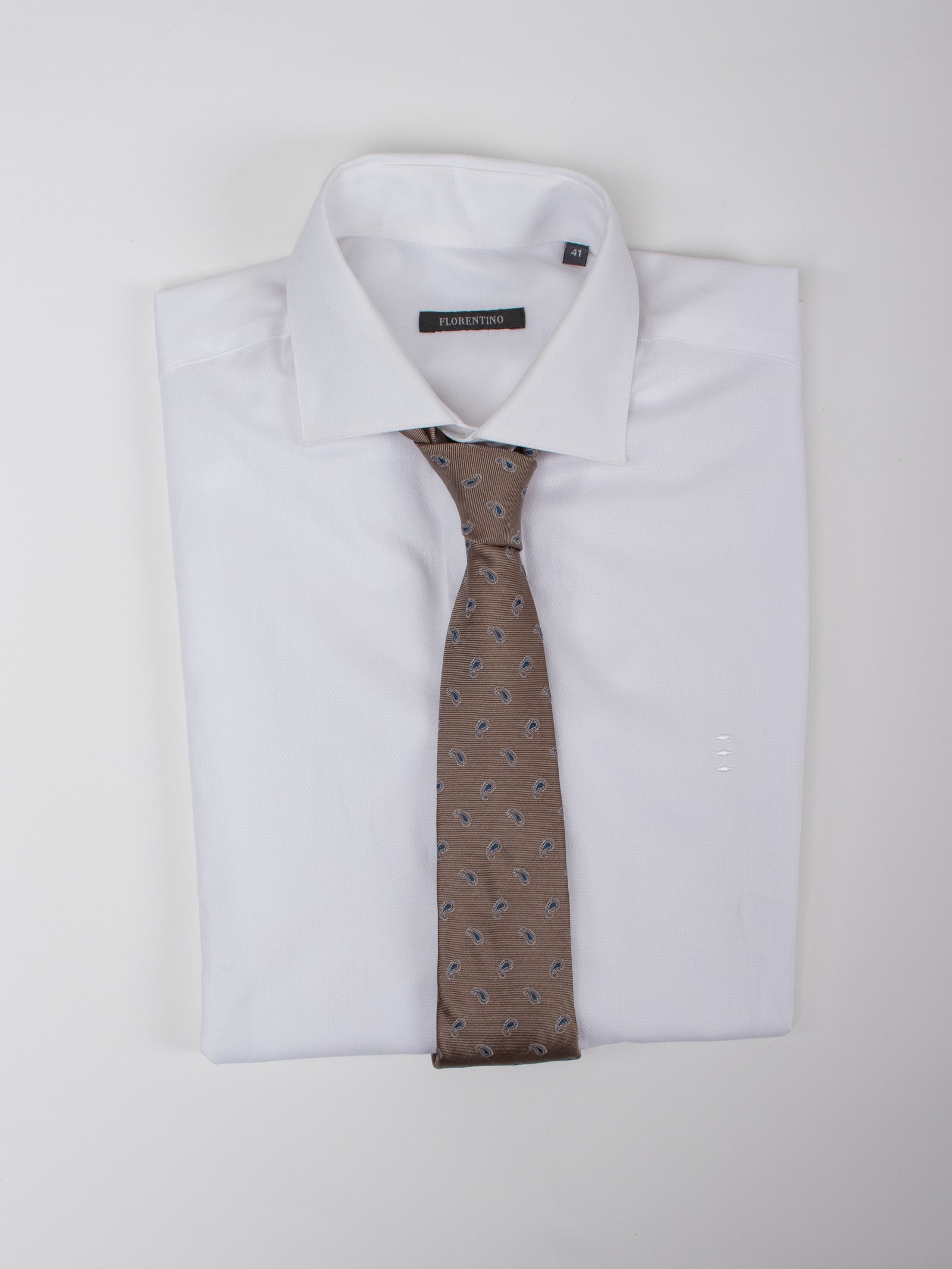 Silk paisley tie
