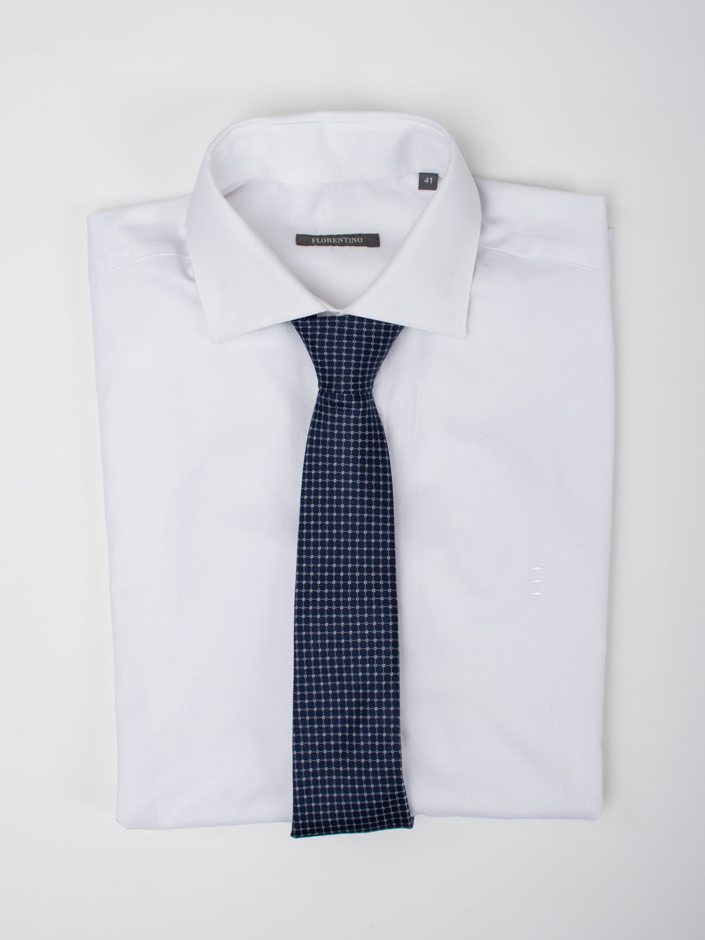 Silk geometric tie
