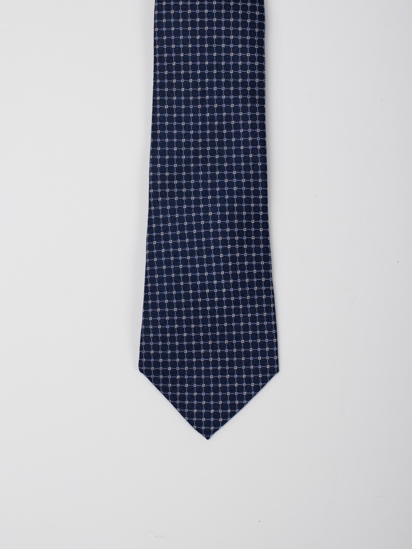 Silk geometric tie