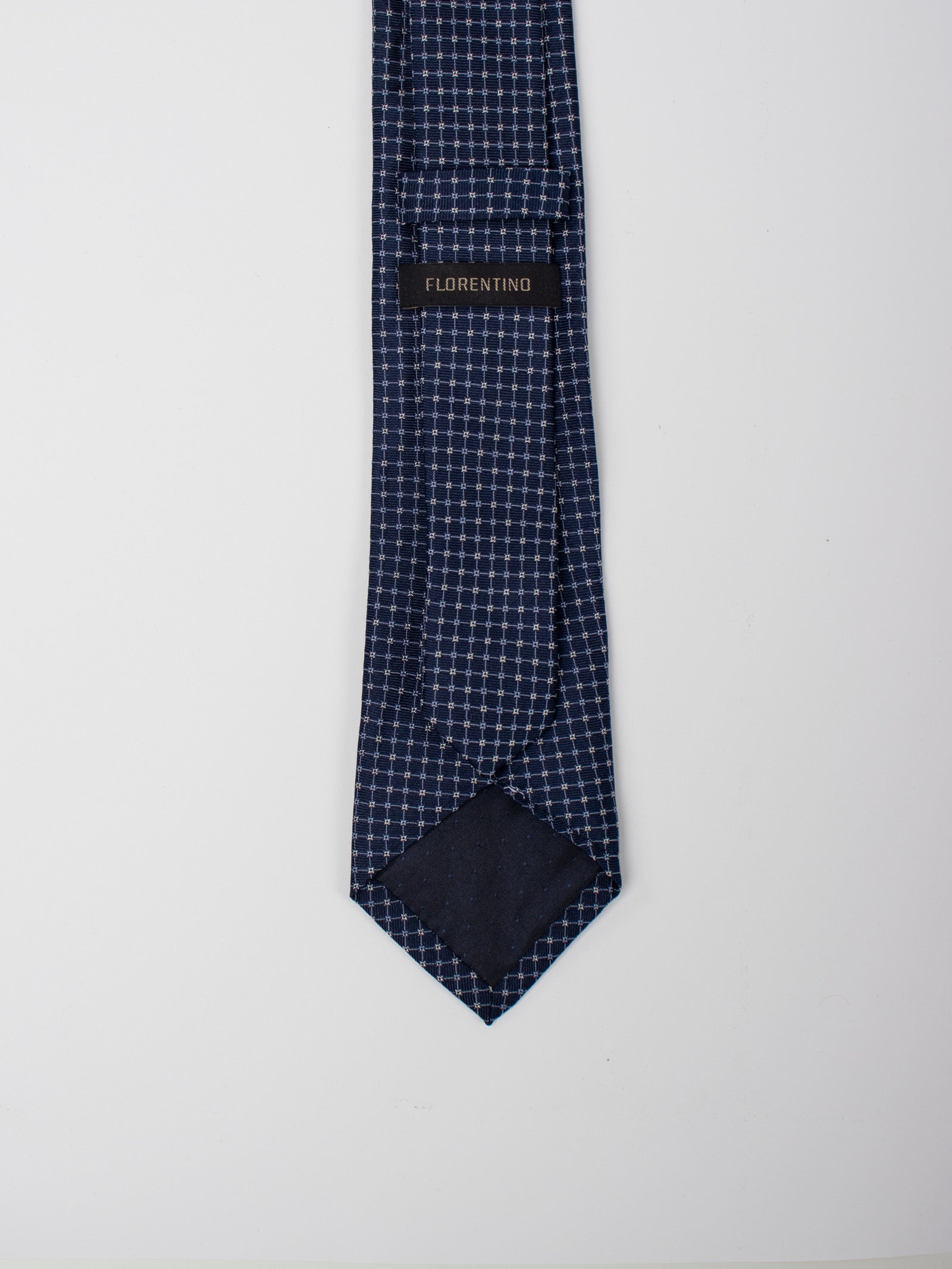 Silk geometric tie