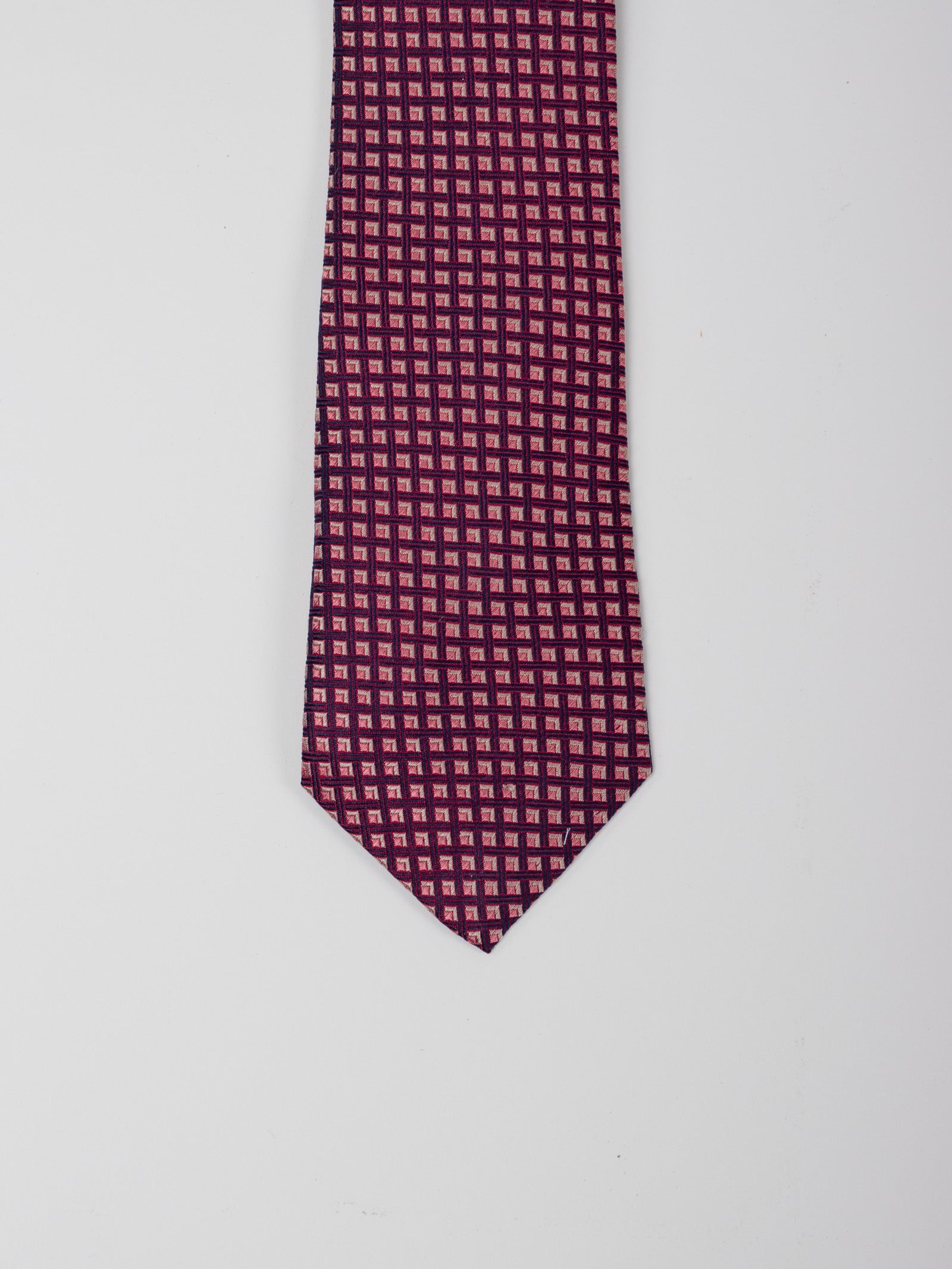 Silk geometric tie