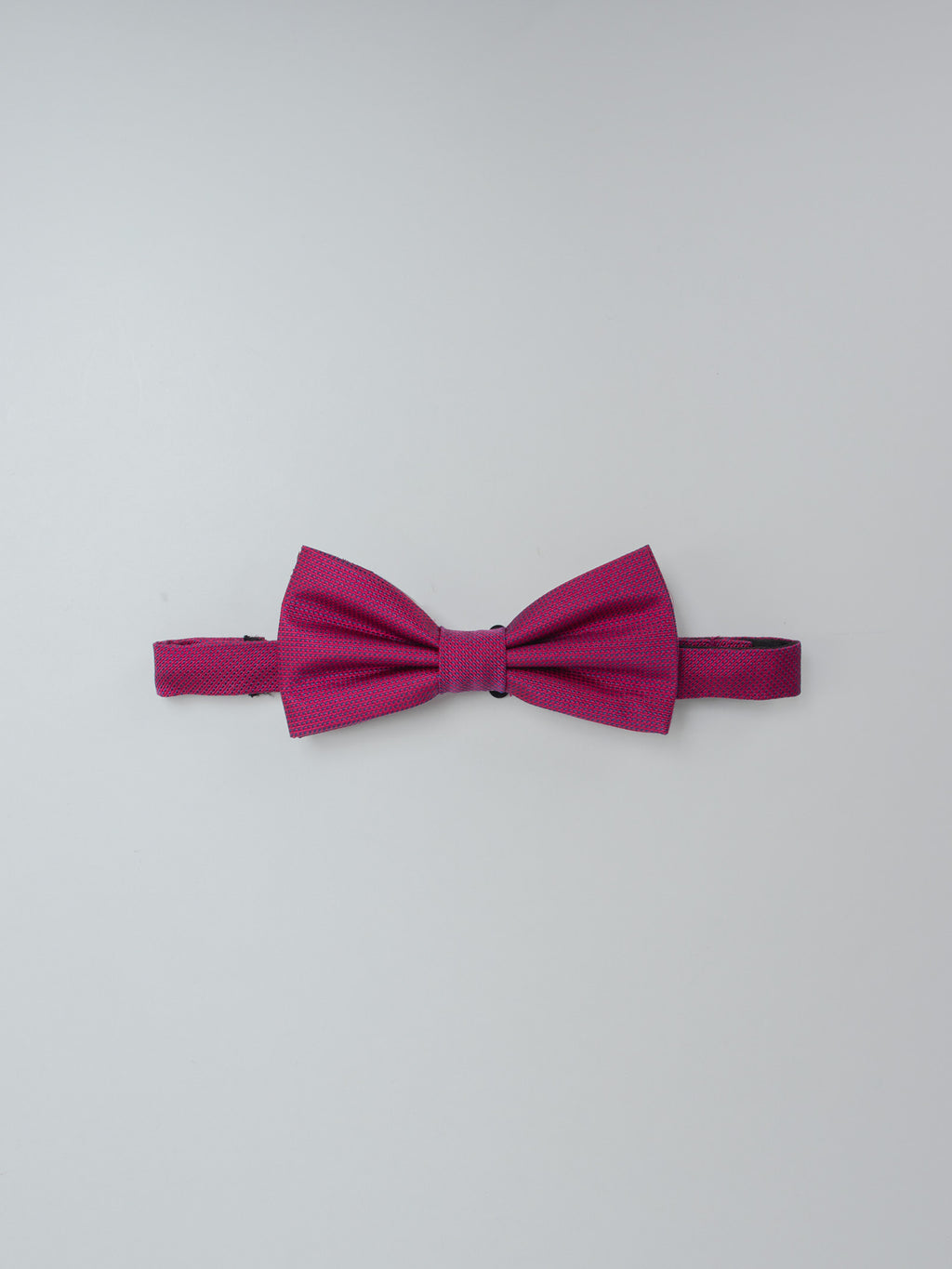 Silk bow tie with micro-pattern