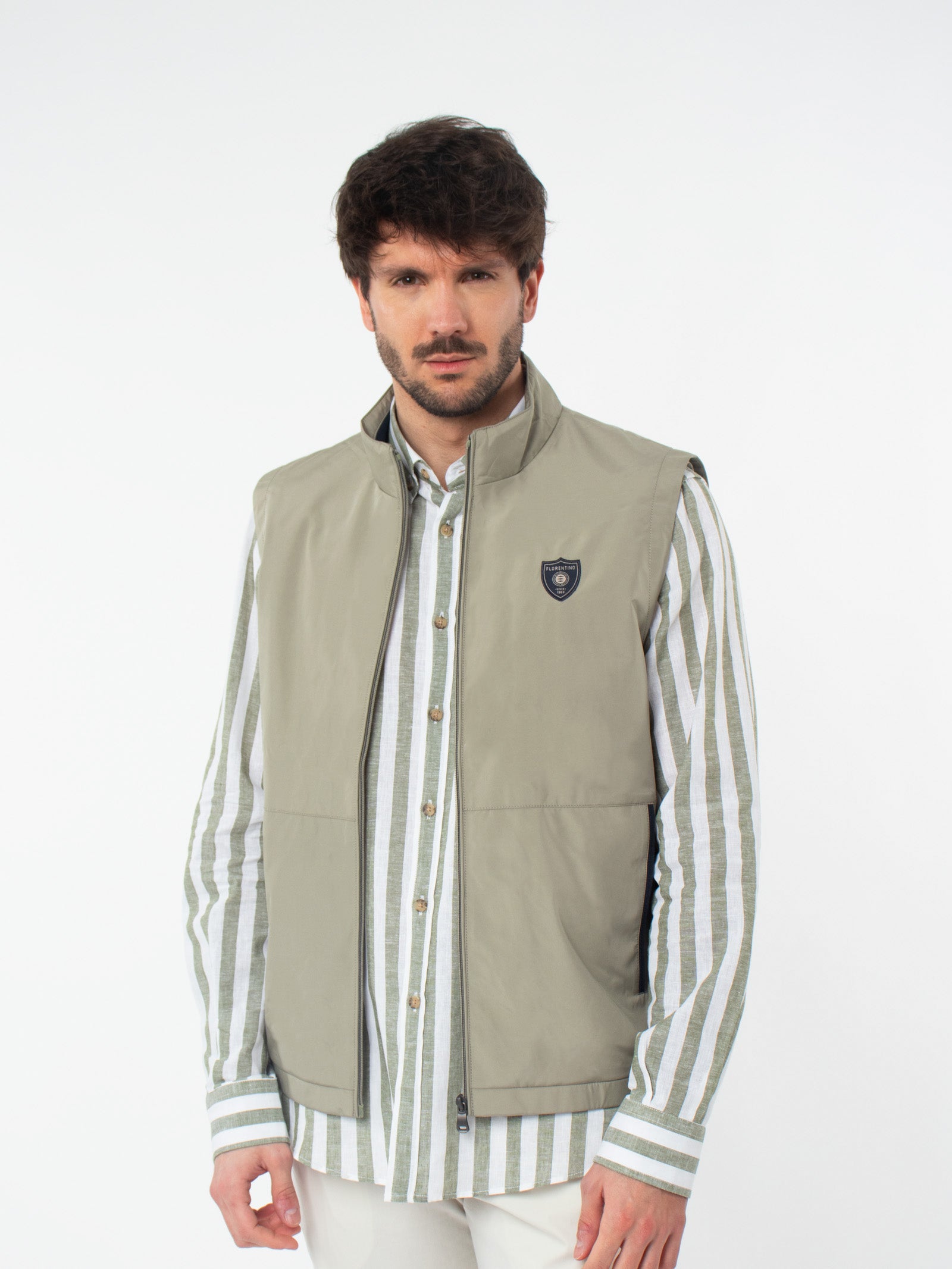 Technical vest