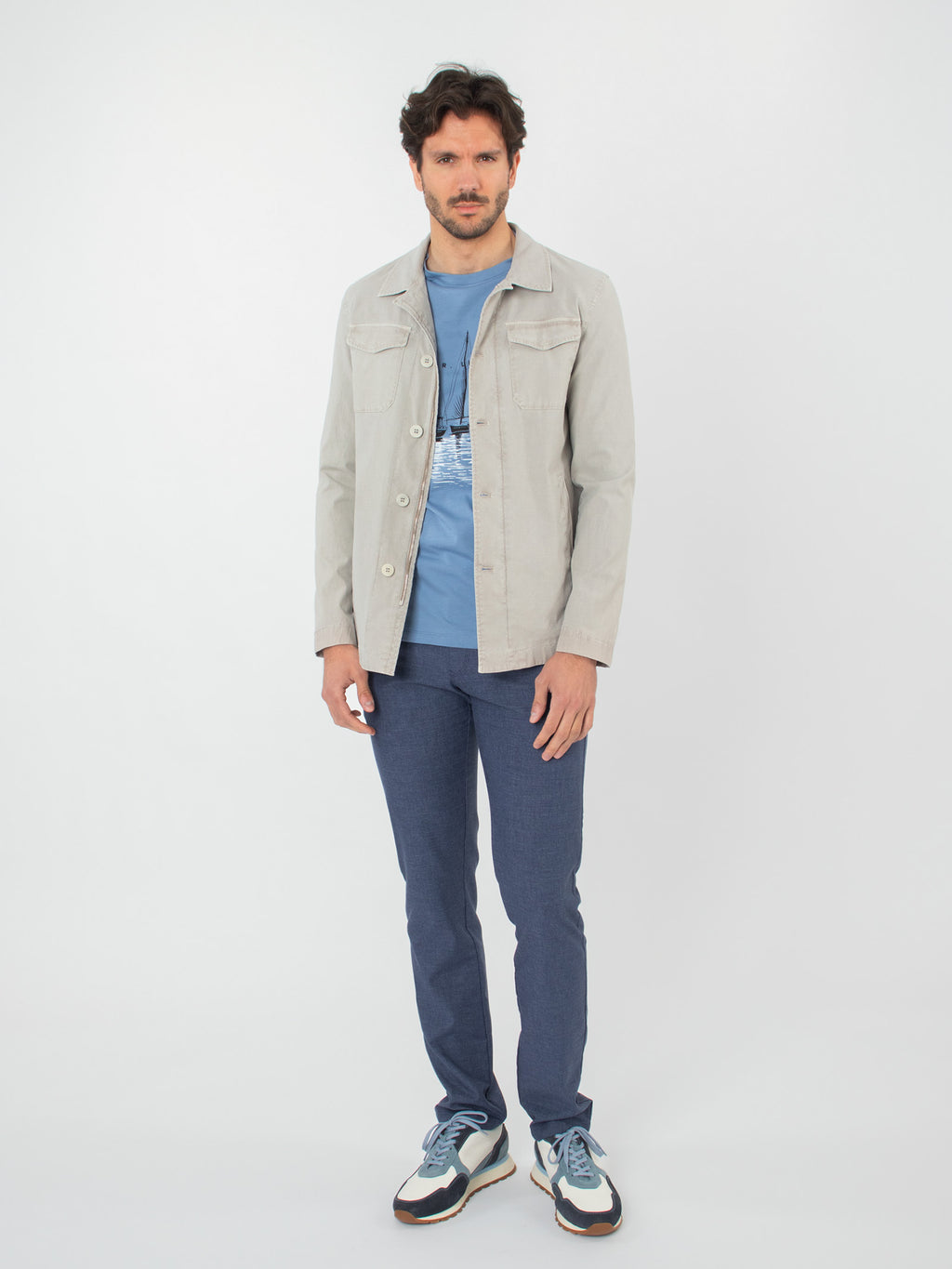 Strutured jacket with multi-pocket