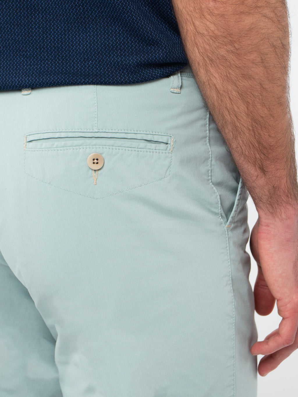 Regular fit shorts