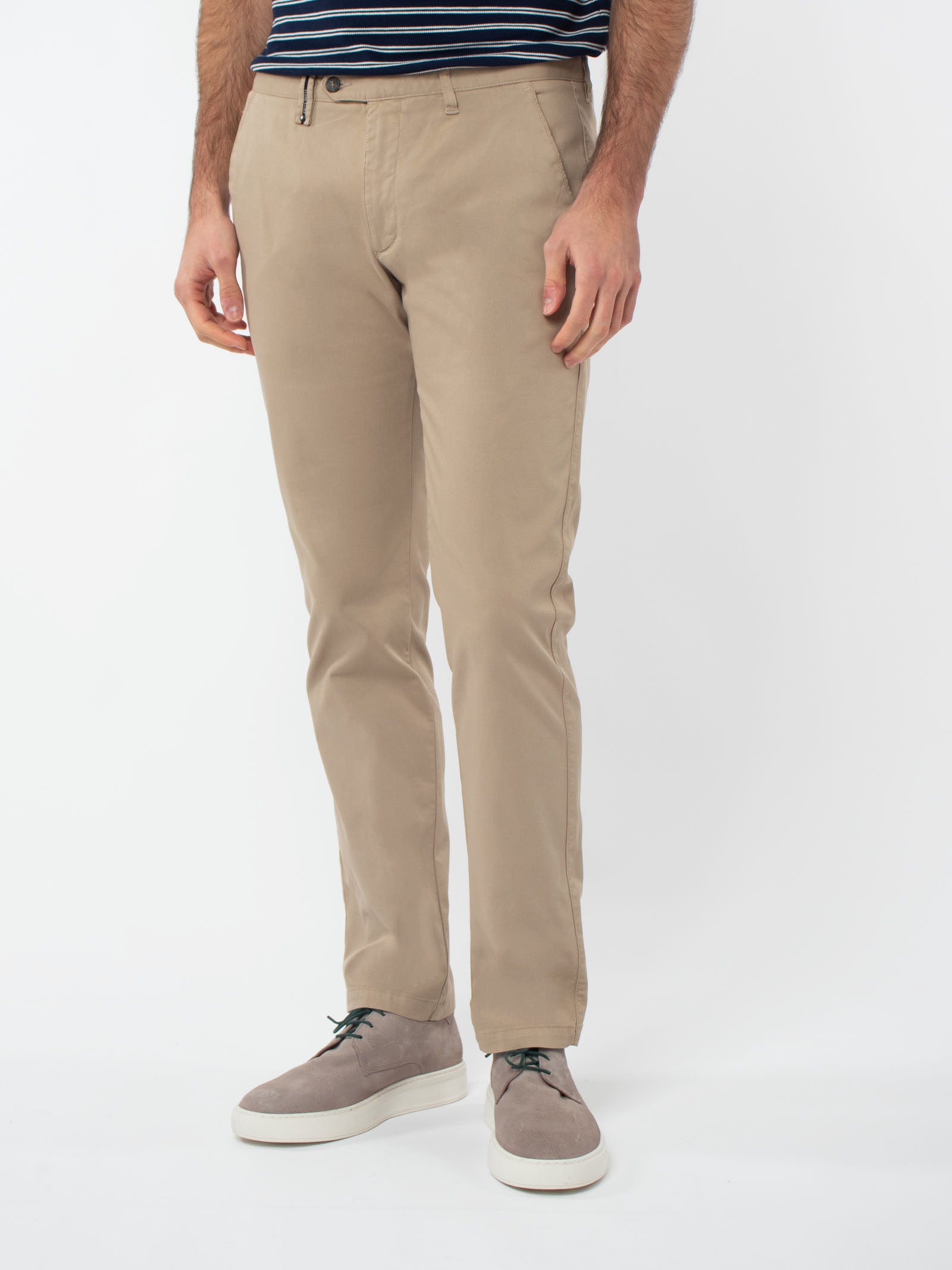 Microstructured chino trousers