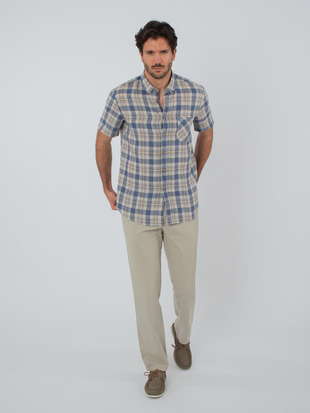Regular fit chino trousers