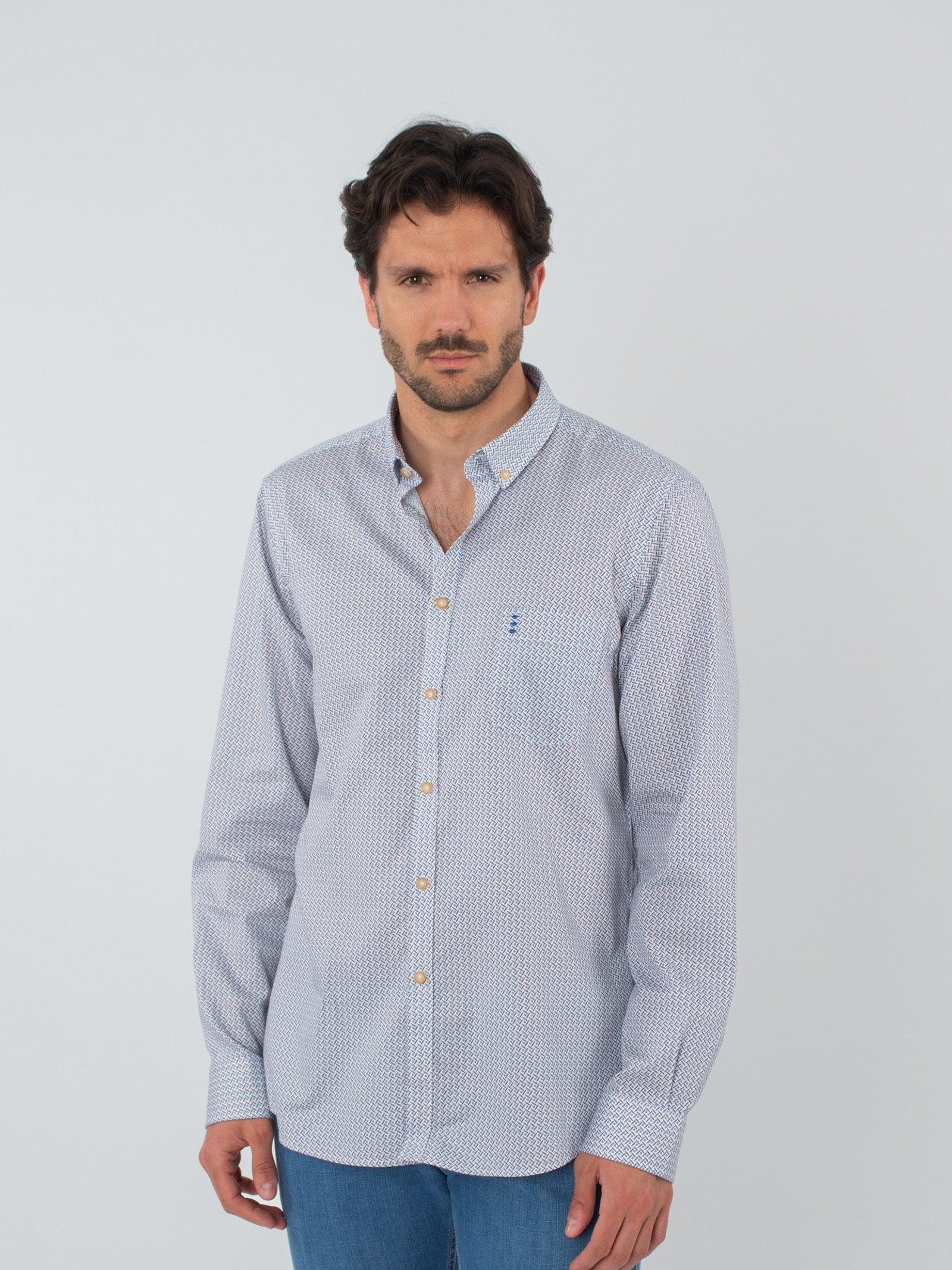 Slim fit geometric print shirt