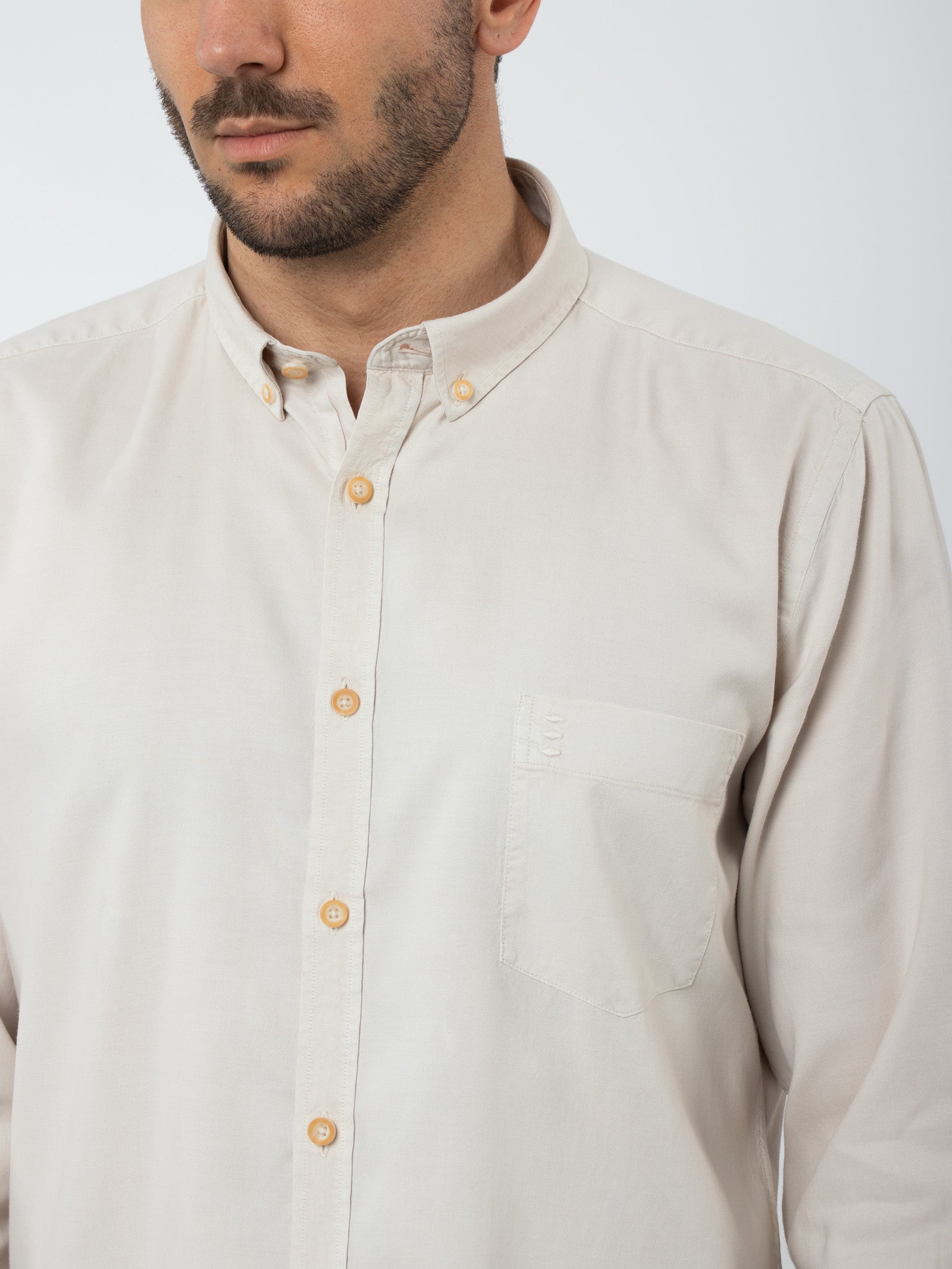 Slim fit dyed shirt