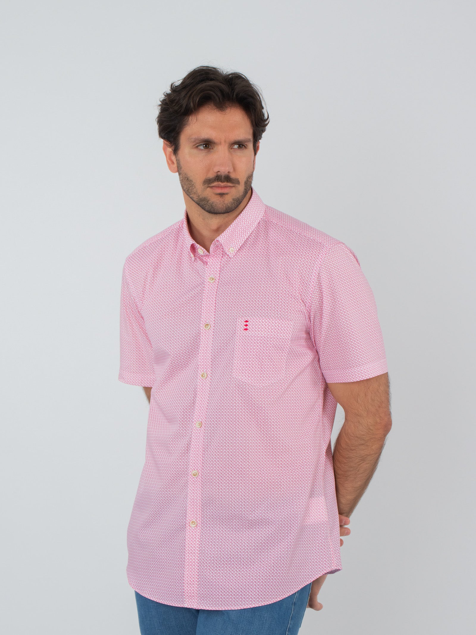 Printed short-sleeve shirt