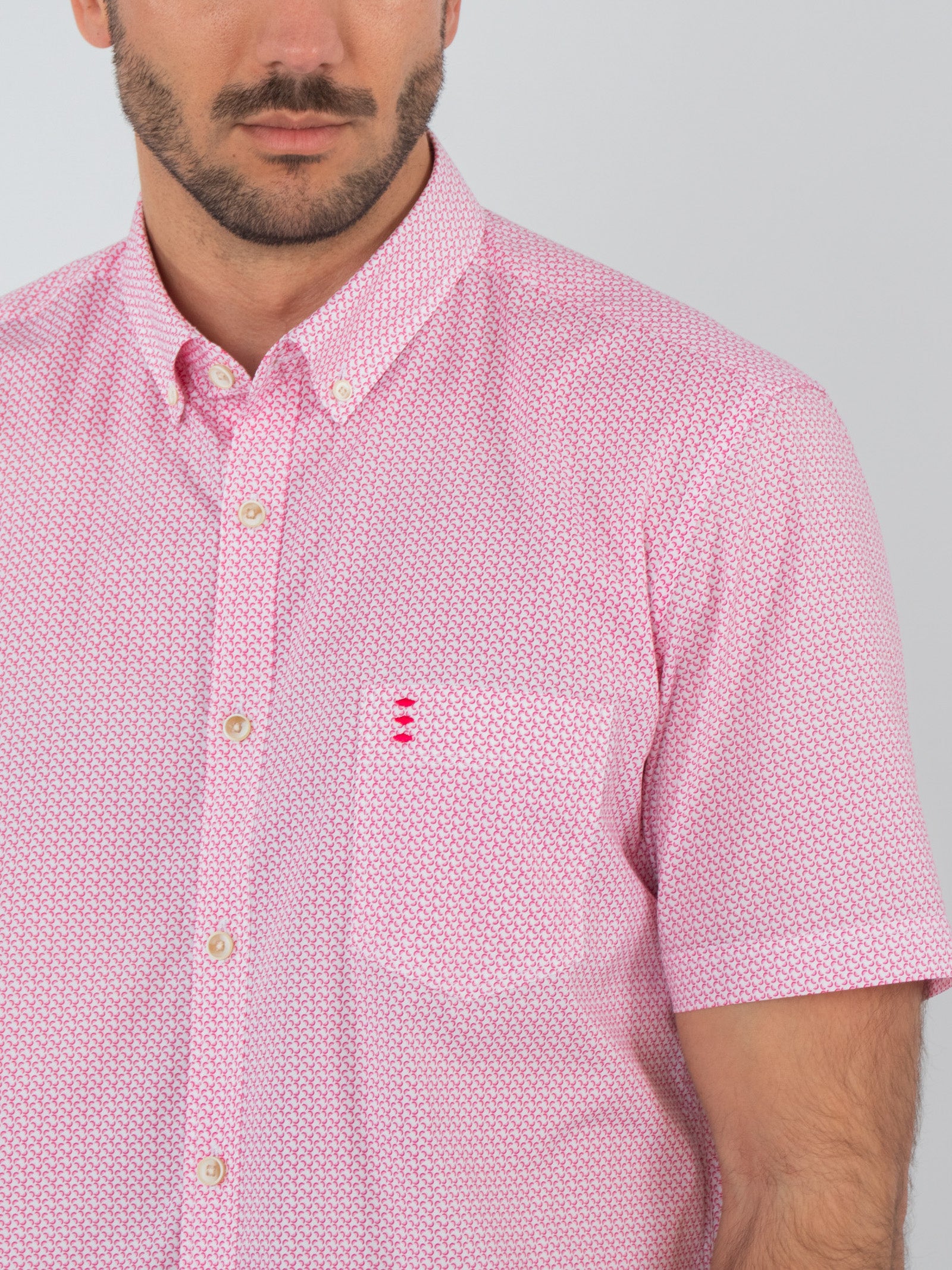 Printed short-sleeve shirt