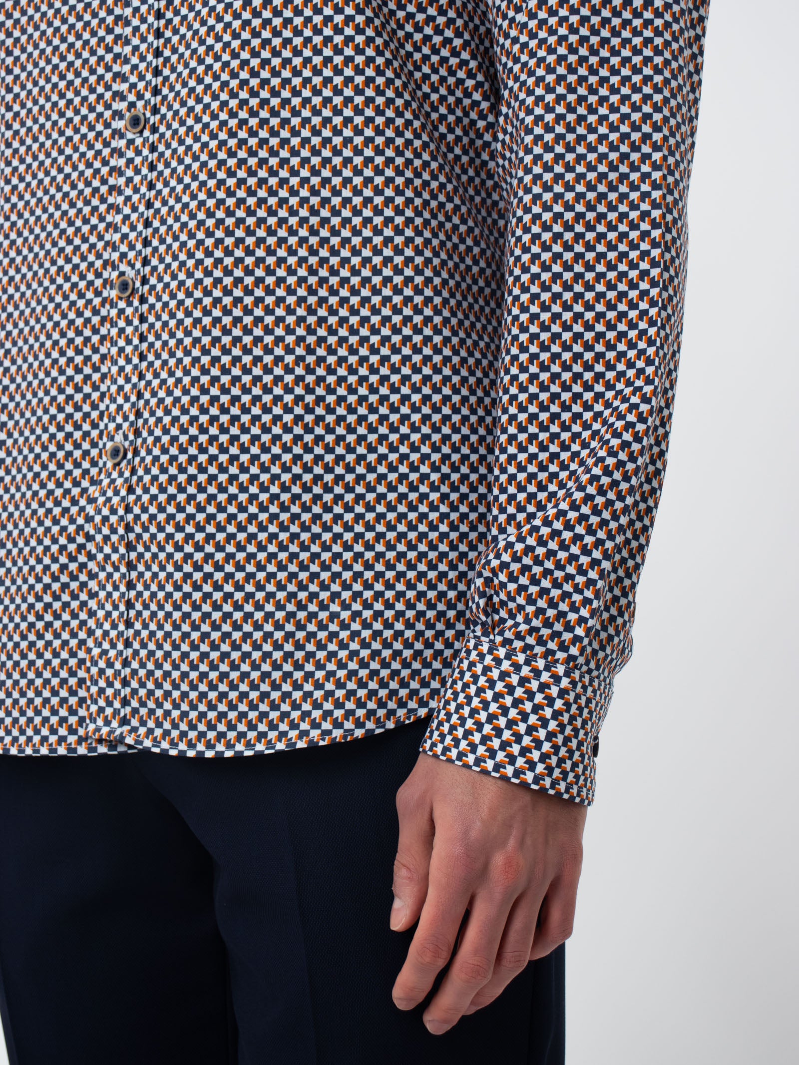 Slim fit shirt with geometric print