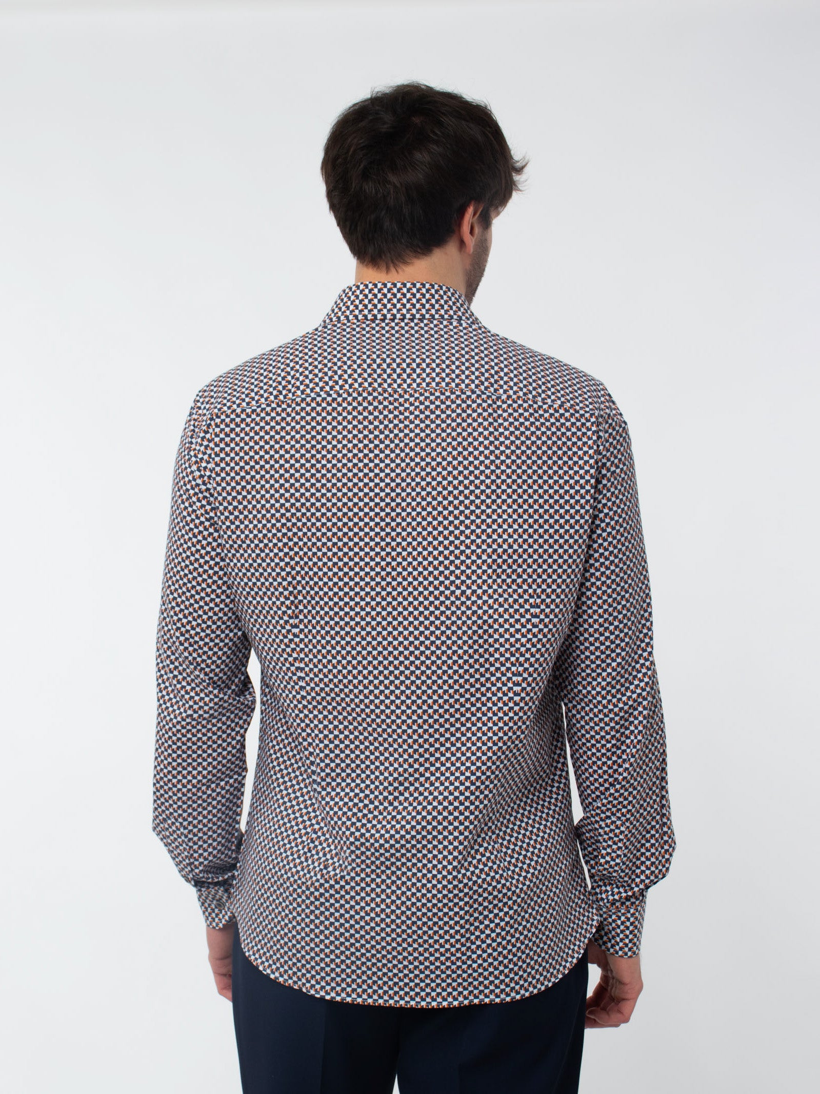 Slim fit shirt with geometric print