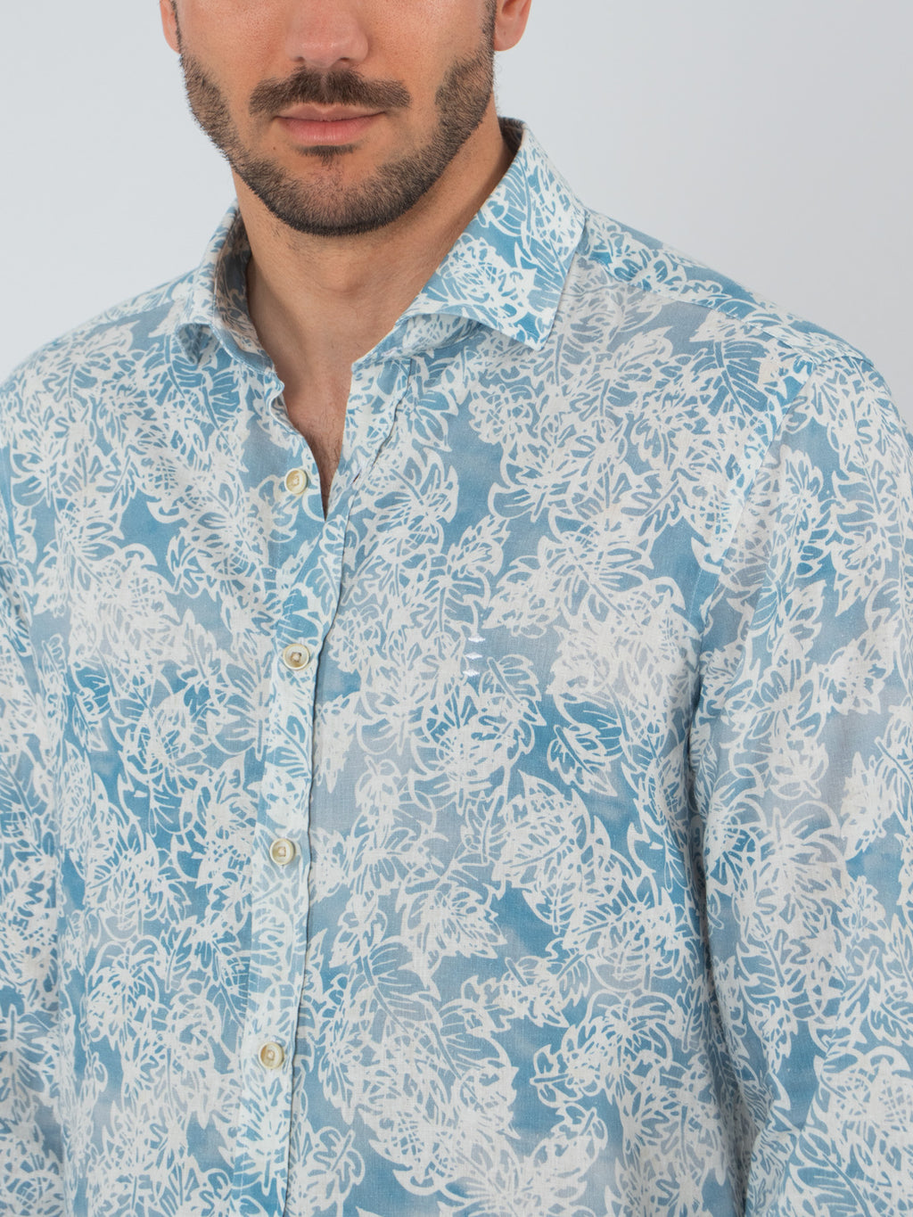 Camisa slim fit estampada
