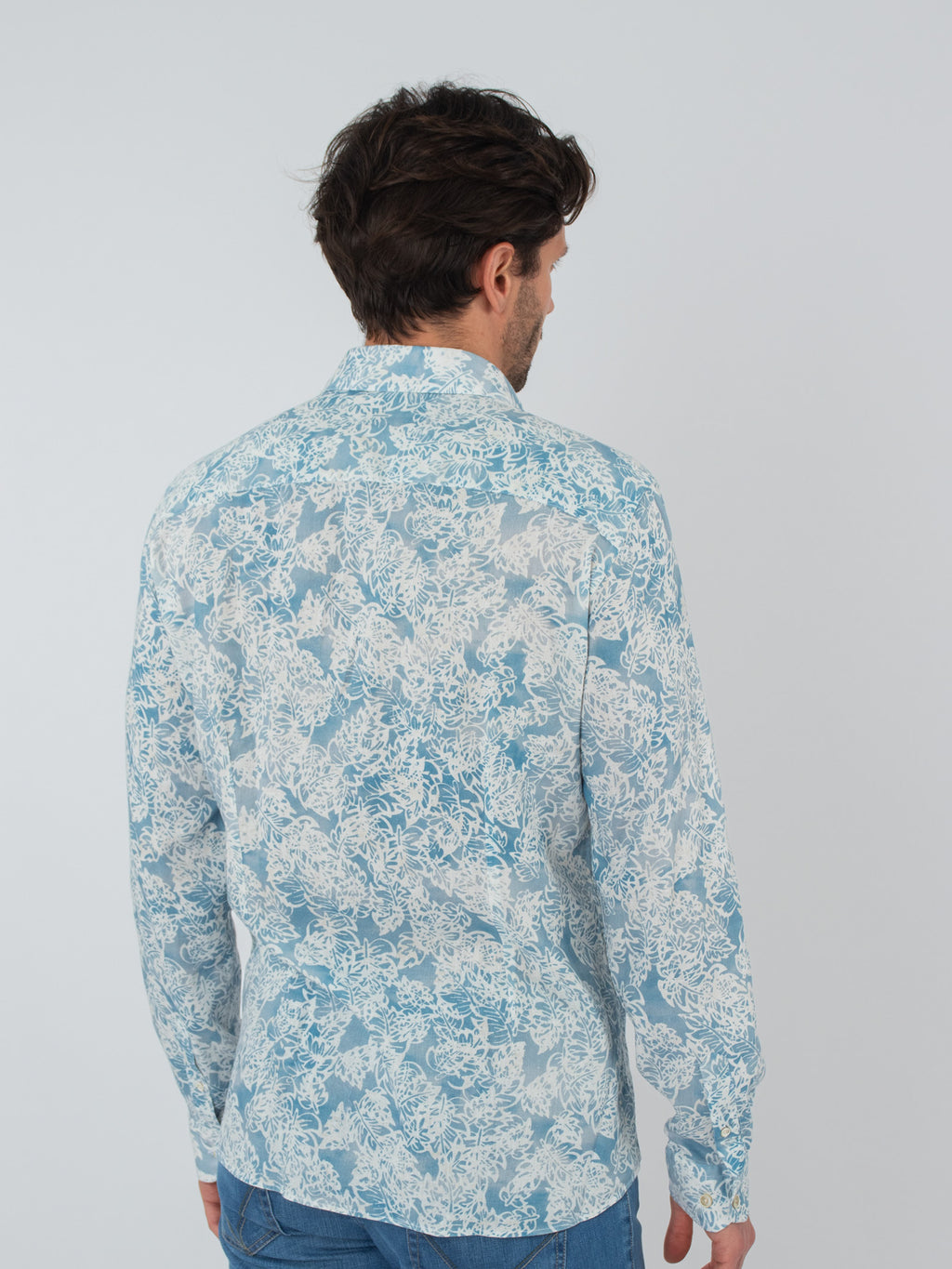 Camisa slim fit estampada