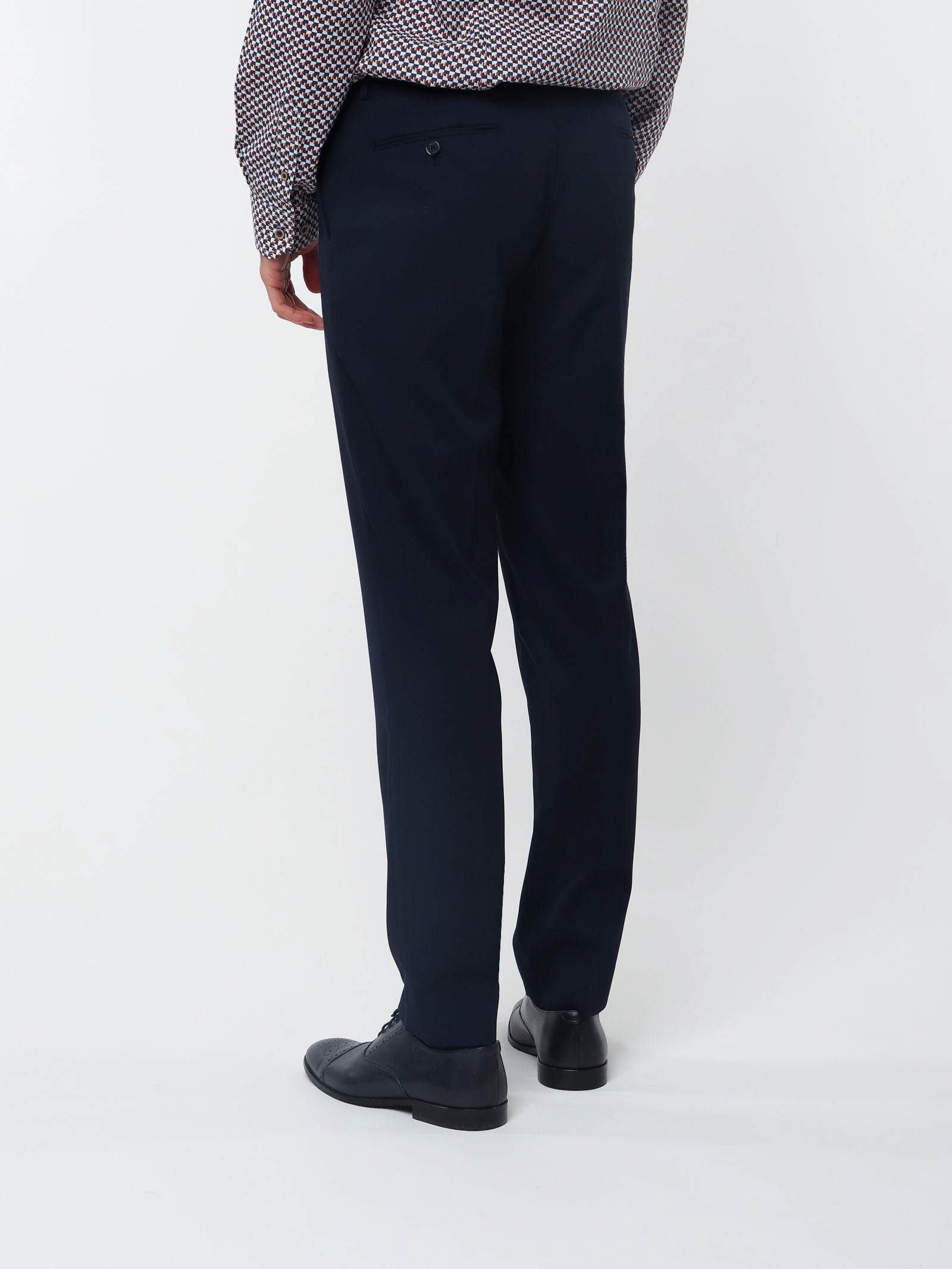 Slim fit suit with textured weave