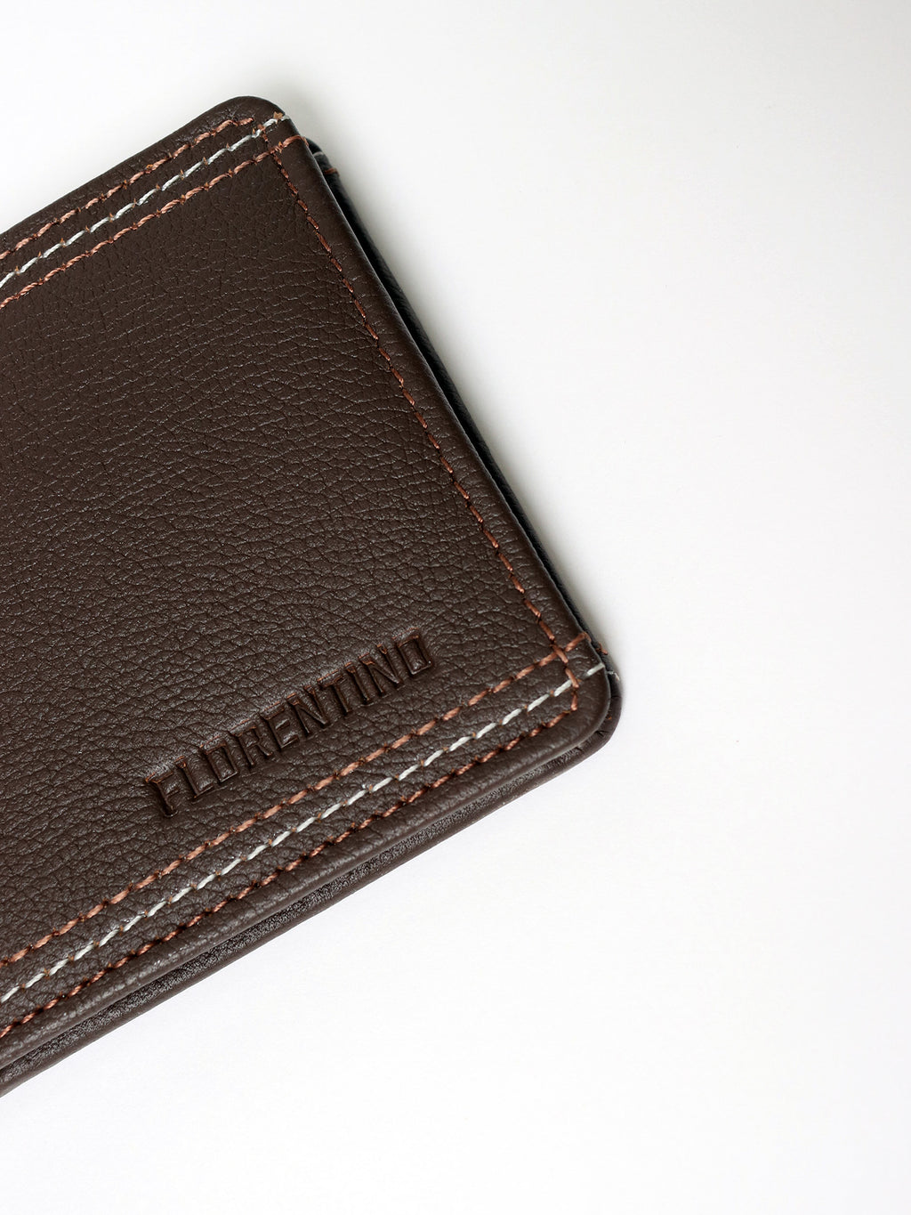 Cartera Piel con Detalle Pespuntes