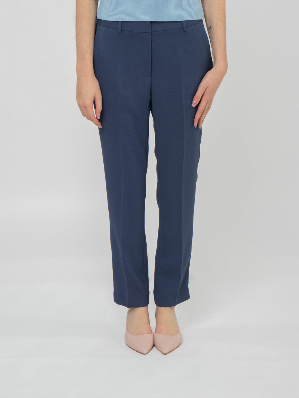 Crepe ankle-length trousers