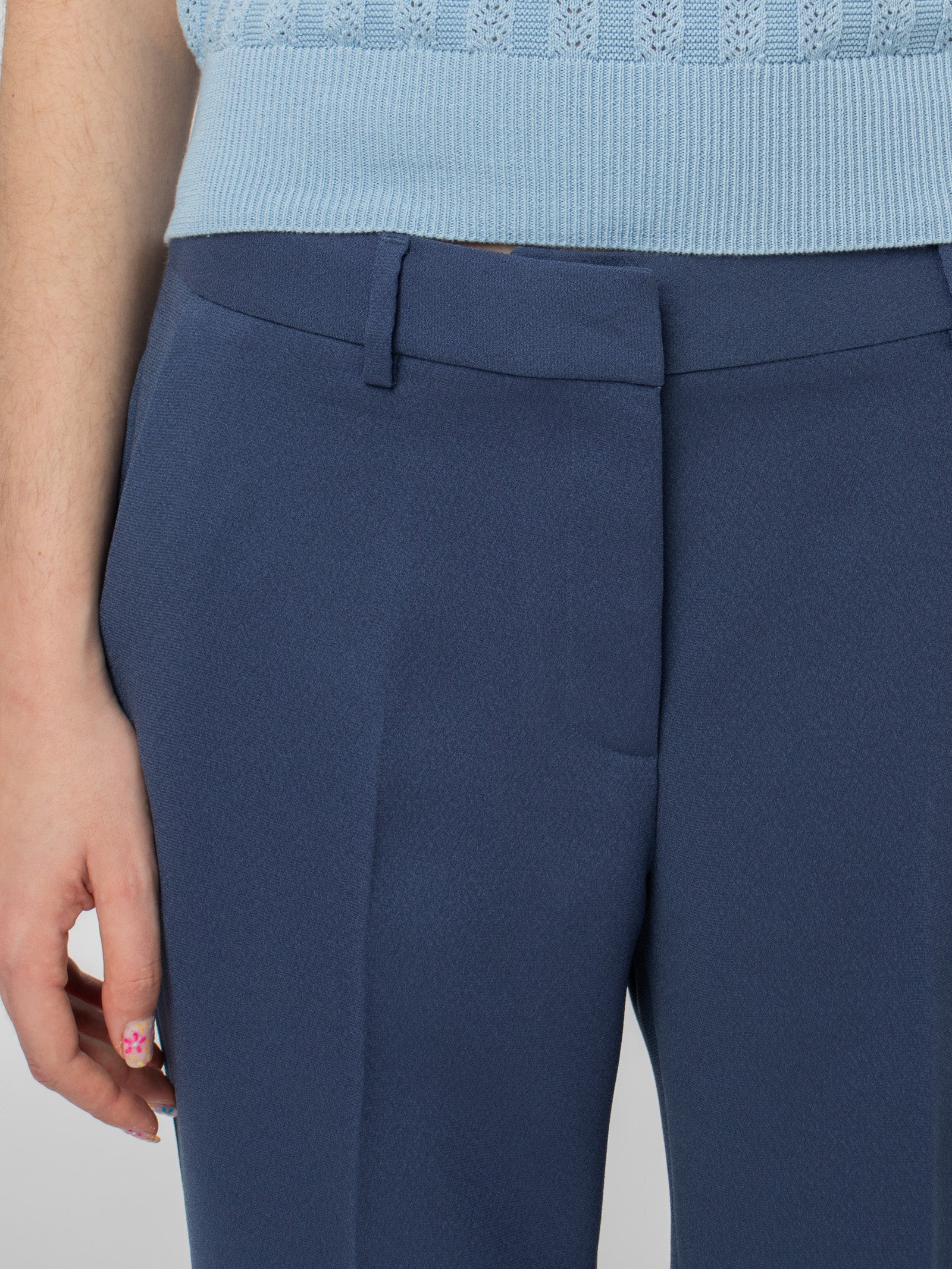 Crepe ankle-length trousers