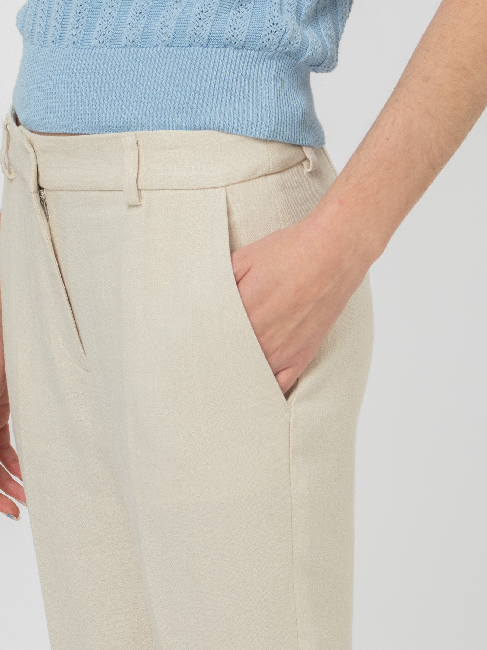 Crepe ankle-length trousers