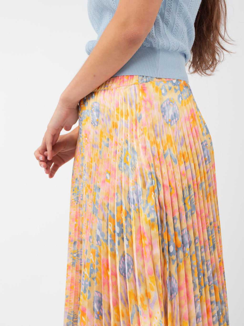 Printed pleated midi skirt