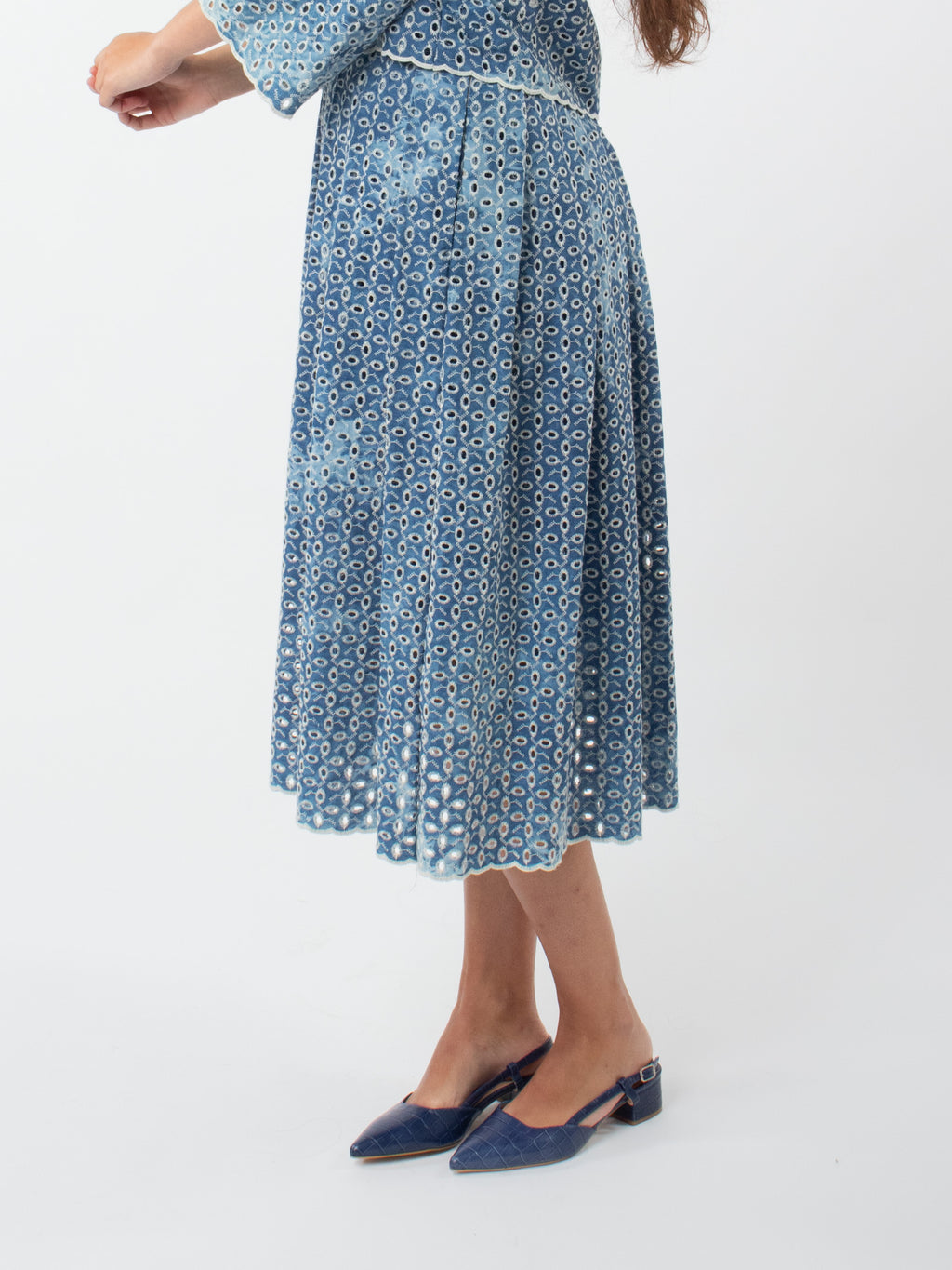 Eyelet embroidered midi skirt