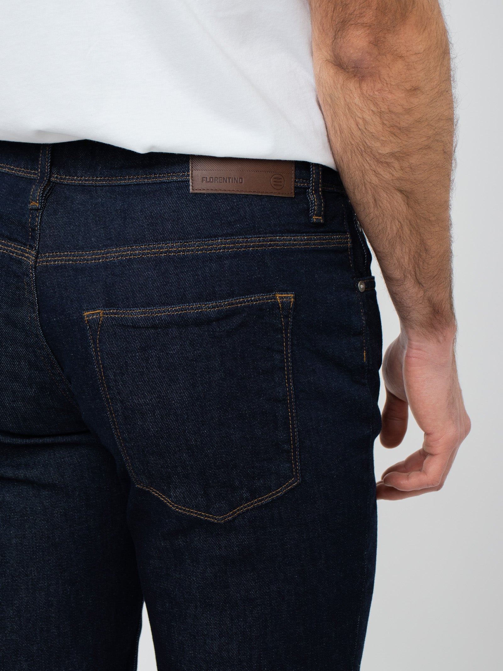 Stone wash regular fit jeans