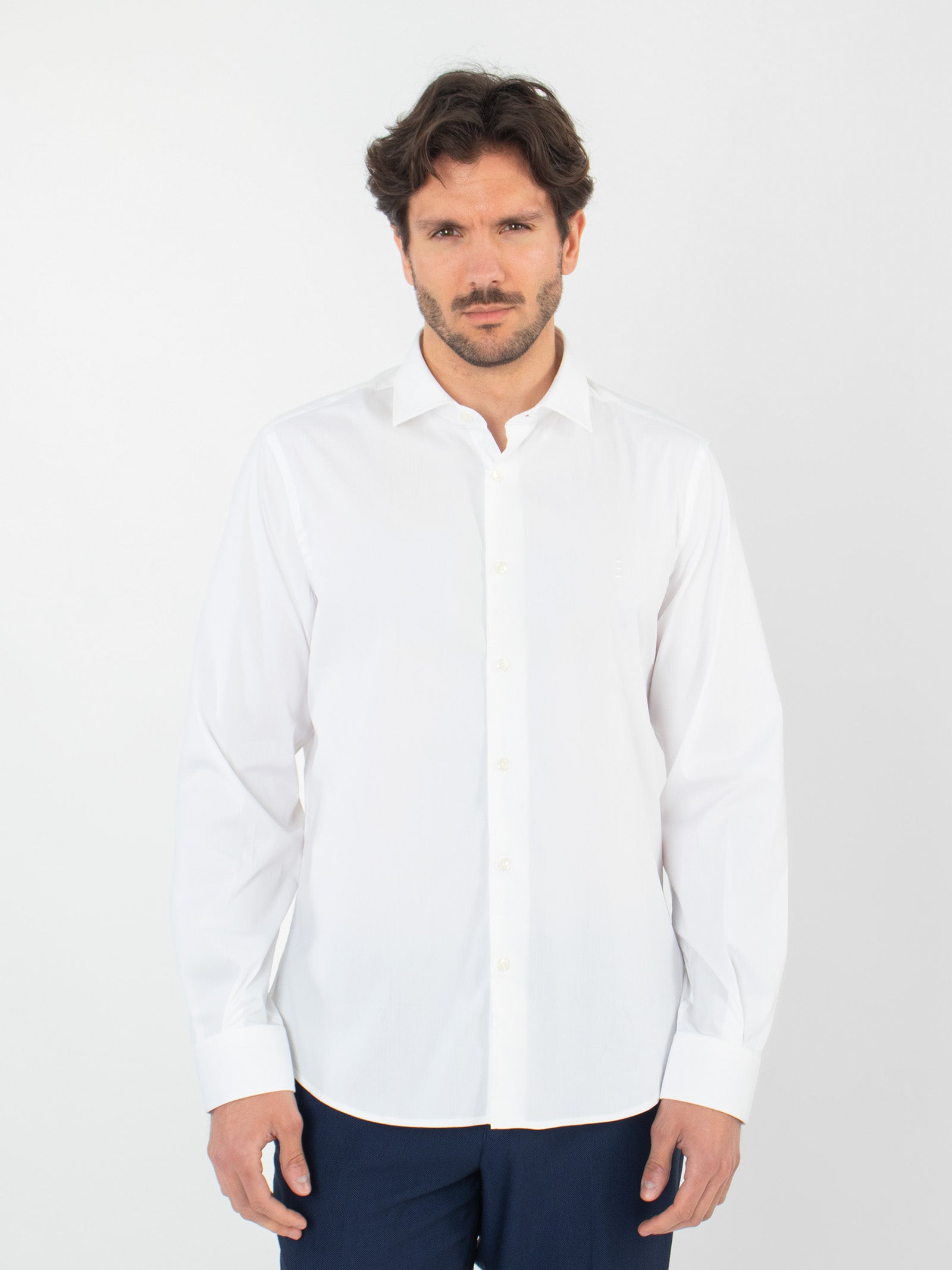 Slim fit plain cotton shirt